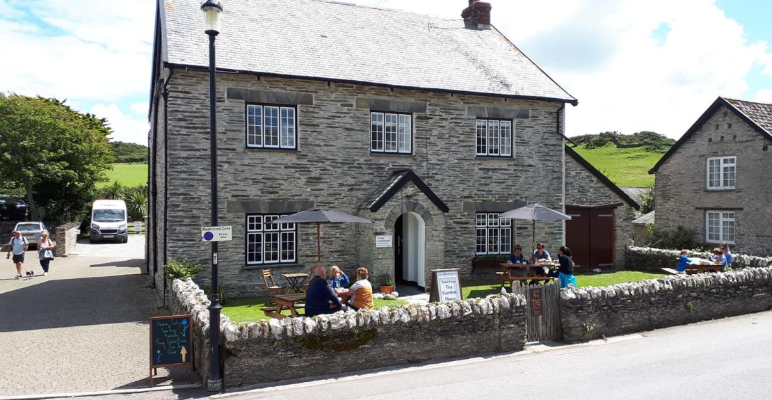 Town Farmhouse Mortehoe Bistro Night