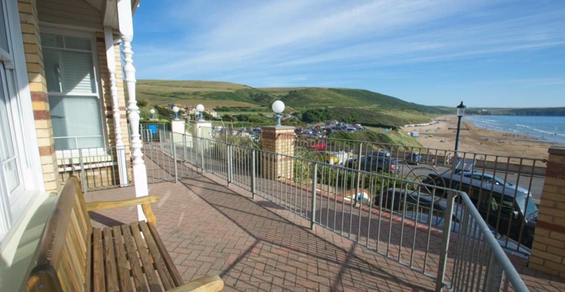 Beachside Woolacombe Holiday Home Hunter Easter Offers