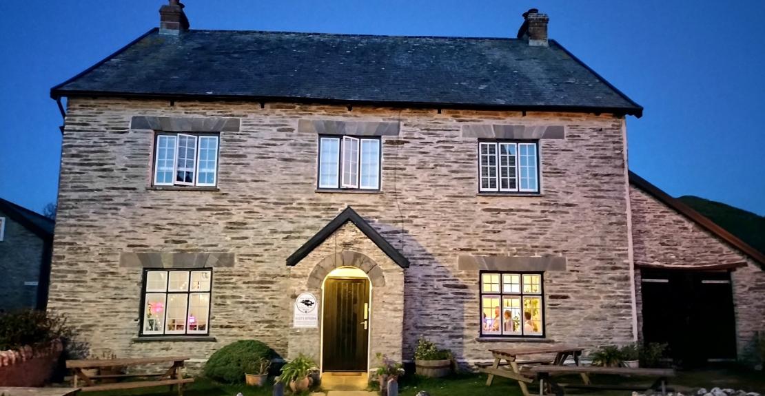 Town Farmhouse Mortehoe Bistro Night