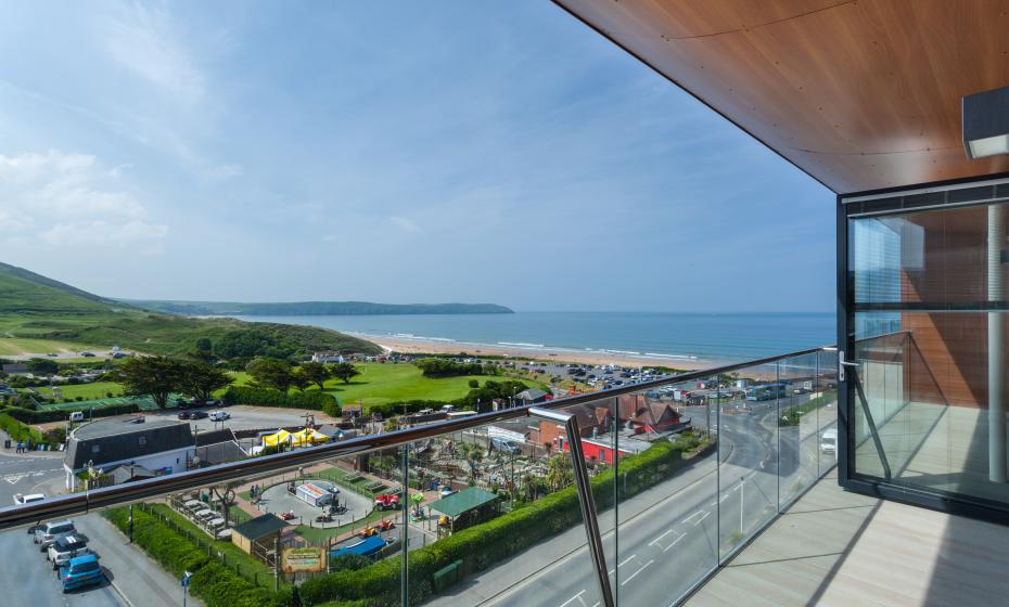 Byron Holiday Lets Woolacombe Luxury Self Catering Apartments close to the beach with sea views