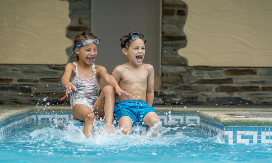 Easewell Farm heated indoor pool