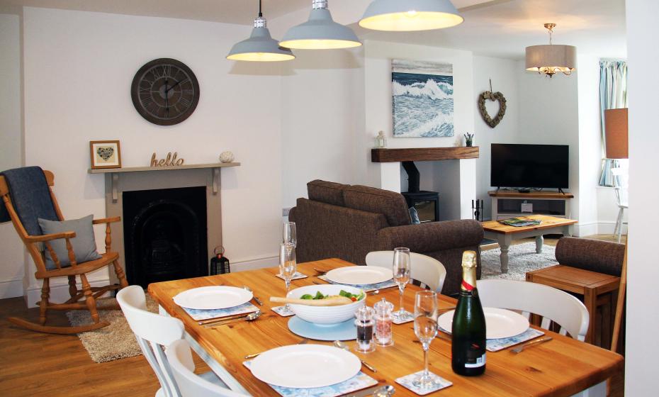 Driftwood 7 Ada's Terrace Mortehoe Dog Friendly Holiday Cottage