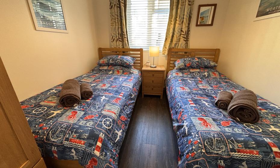 Belle Vue apartment twin bedroom 