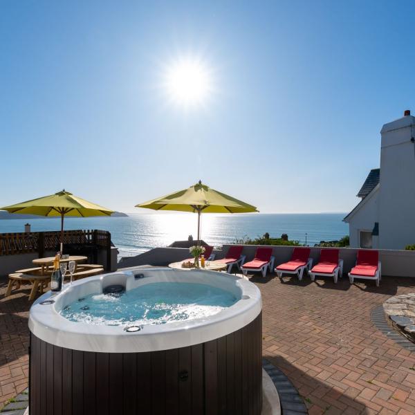 My Favourite Holiday Cottages Coast View Hot Tub with a sea view Woolacombe