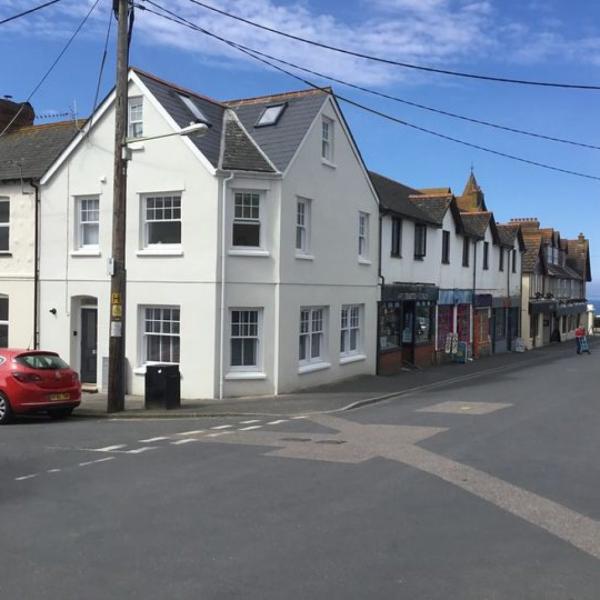 The Bank Cottage self catering accommodation close to Woolacombe Beach