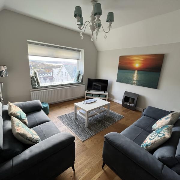 6 Avalon Court Self Catering Apartment with sea views close to Woolacombe Village and Beach