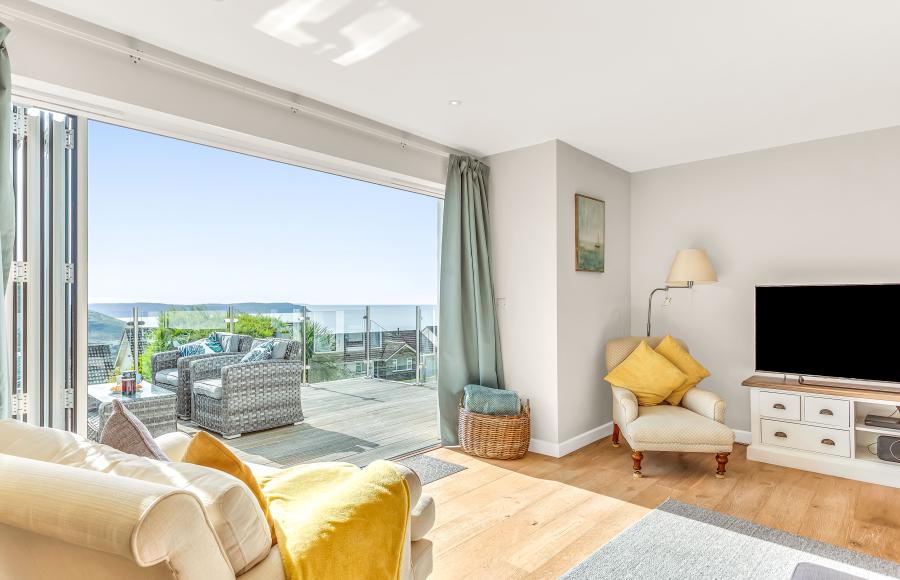 Cottages on the Coast Offer Easter 25